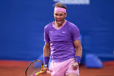 Rafael Nadal hưng phấn sau khi vào tứ kết Barcelona Open