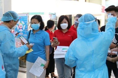 Petrovietnam đã chuyển 400 tỷ đồng đến Quỹ vắc xin phòng, chống Covid-19