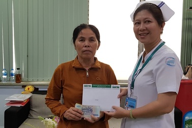 Bạn đọc Dân trí giúp người vợ “xin đưa chồng về chờ… chết” gần 29 triệu đồng