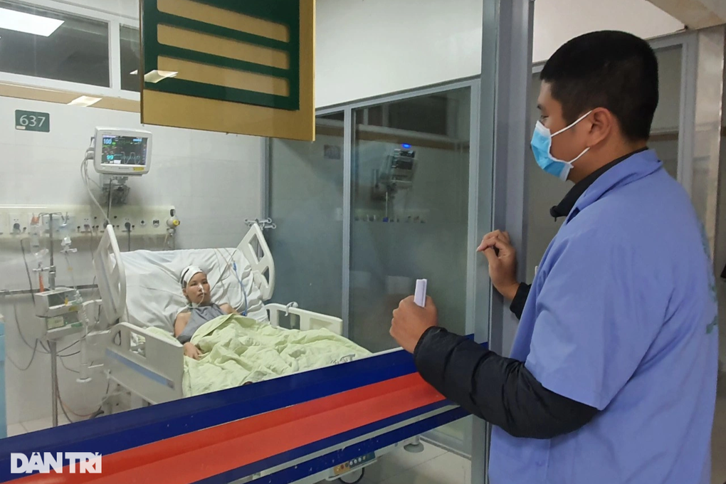 Thai phụ nguy kịch, chồng nghèo khẩn cầu nhà hảo tâm giúp đỡ - 3 Thai phụ nguy kịch, chồng nghèo khẩn cầu nhà hảo tâm giúp đỡ - 3
