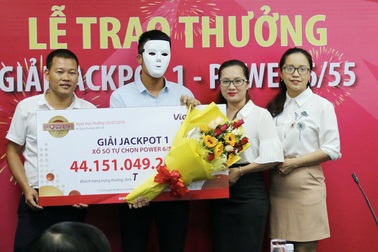 Muốn trúng Jackpot Vietlott, mua ngay đừng chờ!