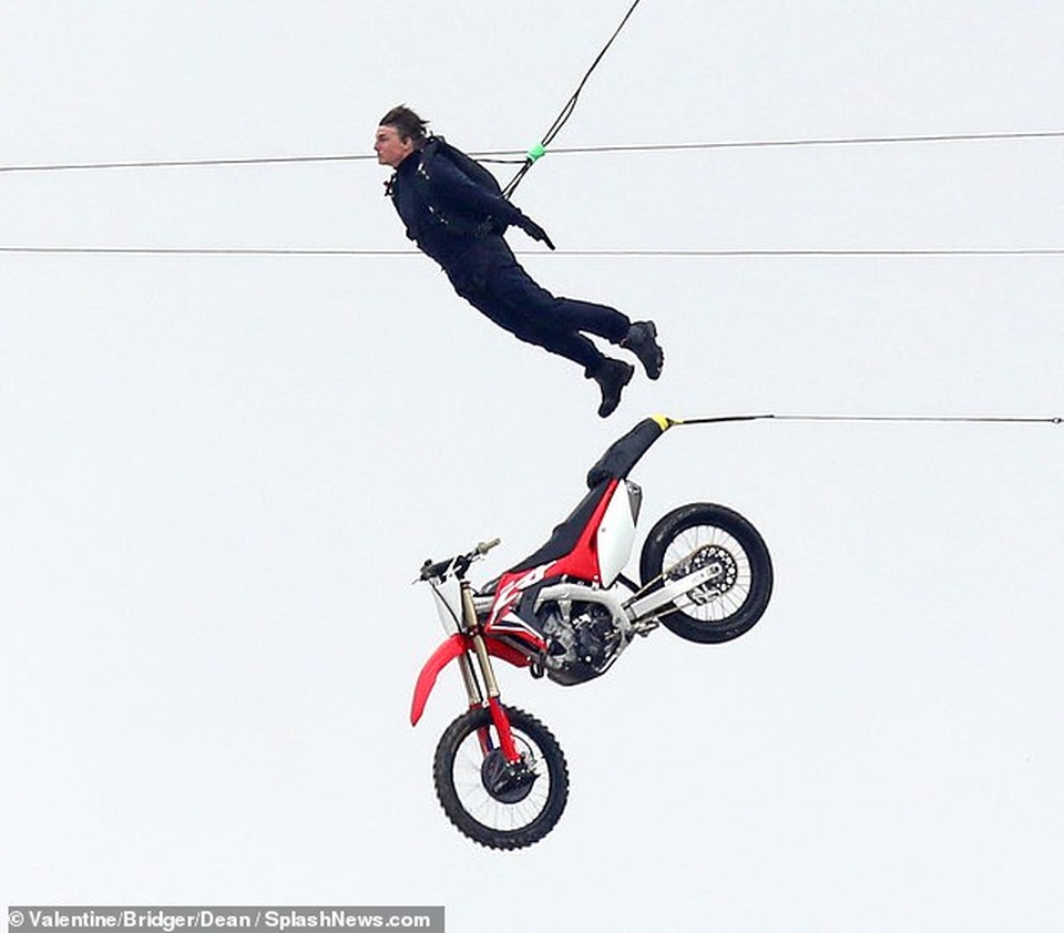 Tom Cruise sẽ thôi thực hiện “Nhiệm vụ bất khả thi” sau tuổi 60? - 1