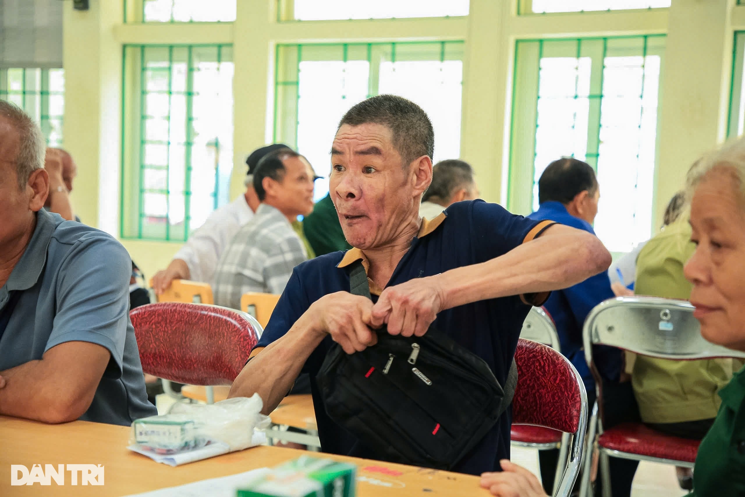 “Cảm ơn vì luôn nhớ những đóng góp của gia đình người có công với đất nước - 8