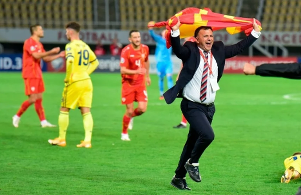 Huấn luyện viên đầu tiên lên tiếng từ chức ở Euro 2020 - 2 Huấn luyện viên đầu tiên lên tiếng từ chức ở Euro 2020 - 2