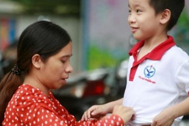 Vợ chồng "chiến tranh lạnh" vì... con vào lớp 1