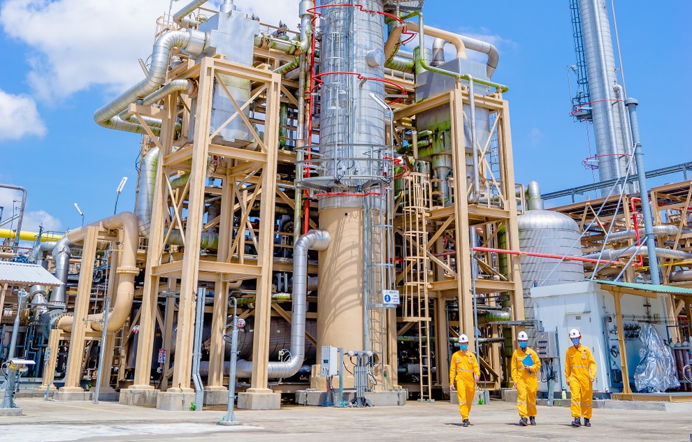 Hành động vì một Petrovietnam Đoàn kết - kỷ cương - sáng tạo - hiệu quả - 3 Hành động vì một Petrovietnam Đoàn kết - kỷ cương - sáng tạo - hiệu quả - 3