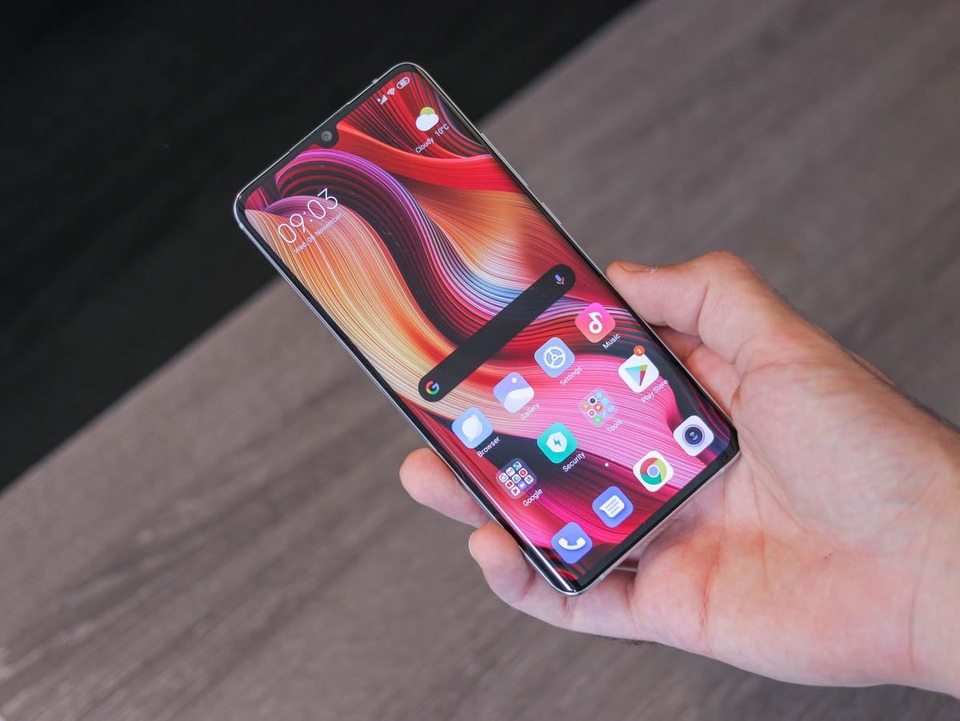 Những mẫu smartphone cận cao cấp đáng chú ý năm 2019 - 2 Những mẫu smartphone cận cao cấp đáng chú ý năm 2019 - 2