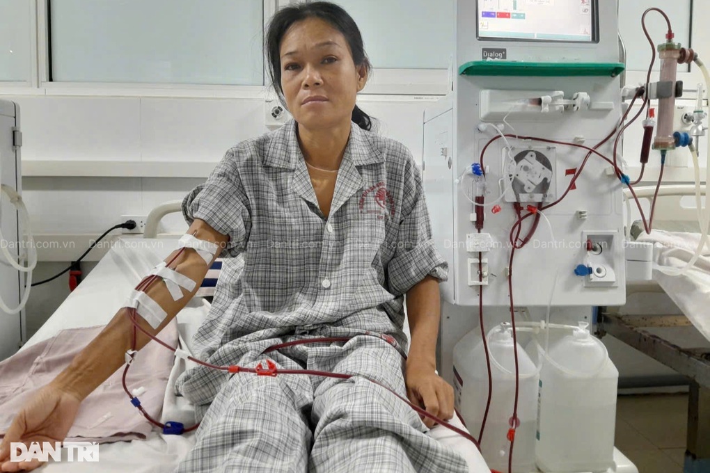 Vợ chồng mắc cùng bệnh hiểm nghèo, canh cánh nỗi lo đôi mắt của con trai - 3 Vợ chồng mắc cùng bệnh hiểm nghèo, canh cánh nỗi lo đôi mắt của con trai - 3