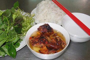 Bún chả - một trong những món ngon đường phố hấp dẫn nhất thế giới