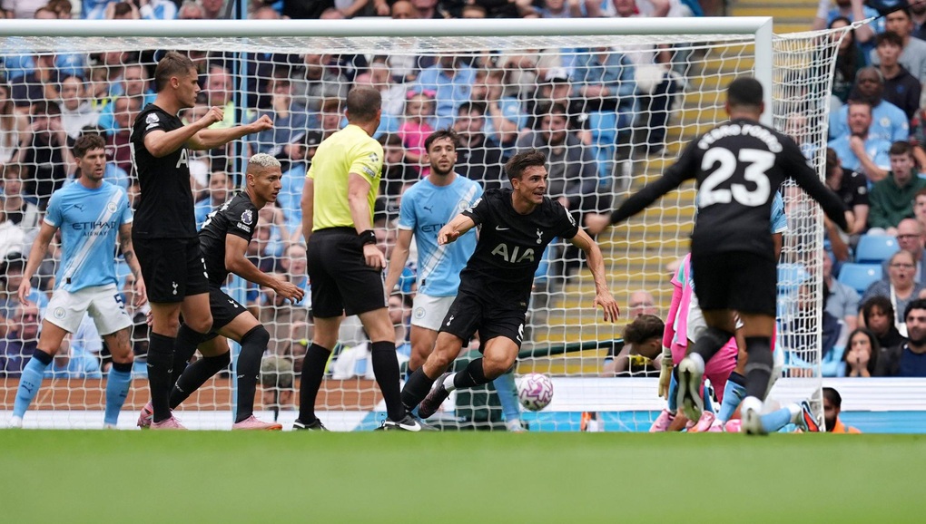 Sai lầm nối sai lầm, Man City gục ngã trước Tottenham - 2 Sai lầm nối sai lầm, Man City gục ngã trước Tottenham - 2