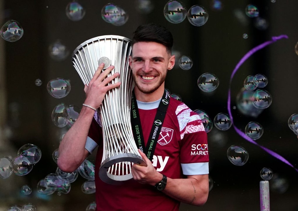 Arsenal chi 105 triệu bảng hỏi mua Declan Rice, West Ham chưa đồng ý - 2 Arsenal chi 105 triệu bảng hỏi mua Declan Rice, West Ham chưa đồng ý - 2