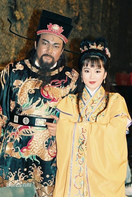 Kim Siêu Quần và sự hi sinh sống chết cả đời cho nhân vật Bao Thanh Thiên - 2 Kim Siêu Quần và sự hi sinh sống chết cả đời cho nhân vật Bao Thanh Thiên - 2