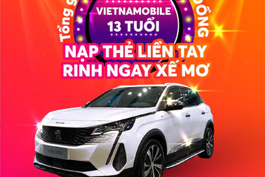 Vietnamobile trao thưởng chương trình khuyến mại "Nạp thẻ liền tay, rinh ngay xế mơ"
