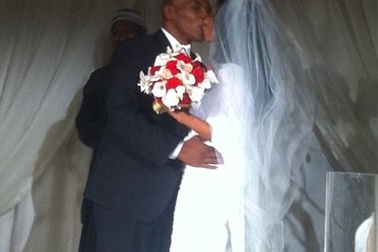 Mike Tyson tổ chức đám cưới lần hai với vợ tại Las Vegas