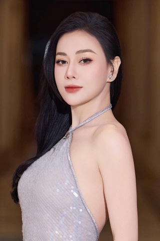 Từ “Quỳnh búp bê” đến phu nhân hào môn: Phương Oanh thay đổi ra sao? - 7