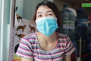 Bị nợ lương 3 tháng, nữ công nhân vay mượn khắp nơi nuôi con hở hàm ếch