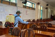 Làm mọi cách báo tin nghỉ học đến phụ huynh, học sinh ngay trong đêm