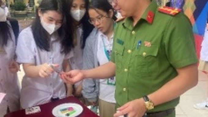 Hà Nội quyết đẩy lùi ma túy, thuốc lá điện tử ra khỏi trường học