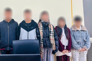 7 thanh thiếu niên hai lần trộm hòm công đức ở chùa Giác Quang