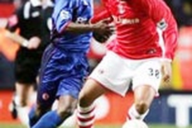 Boro cầm chân Charlton 