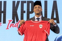 Báo Australia chê huấn luyện viên Indonesia tầm thường