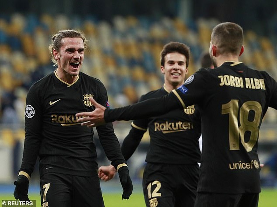 Thắng đậm Dynamo Kiev, Barcelona duy trì mạch toàn thắng - 4 Thắng đậm Dynamo Kiev, Barcelona duy trì mạch toàn thắng - 4