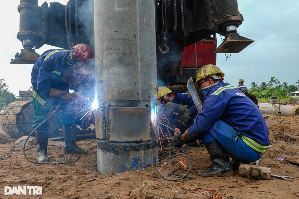 Quyết tâm hóa giải áp lực đưa cao tốc Bắc - Nam, sân bay Long Thành về đích - 14 Quyết tâm hóa giải áp lực đưa cao tốc Bắc - Nam, sân bay Long Thành về đích - 14