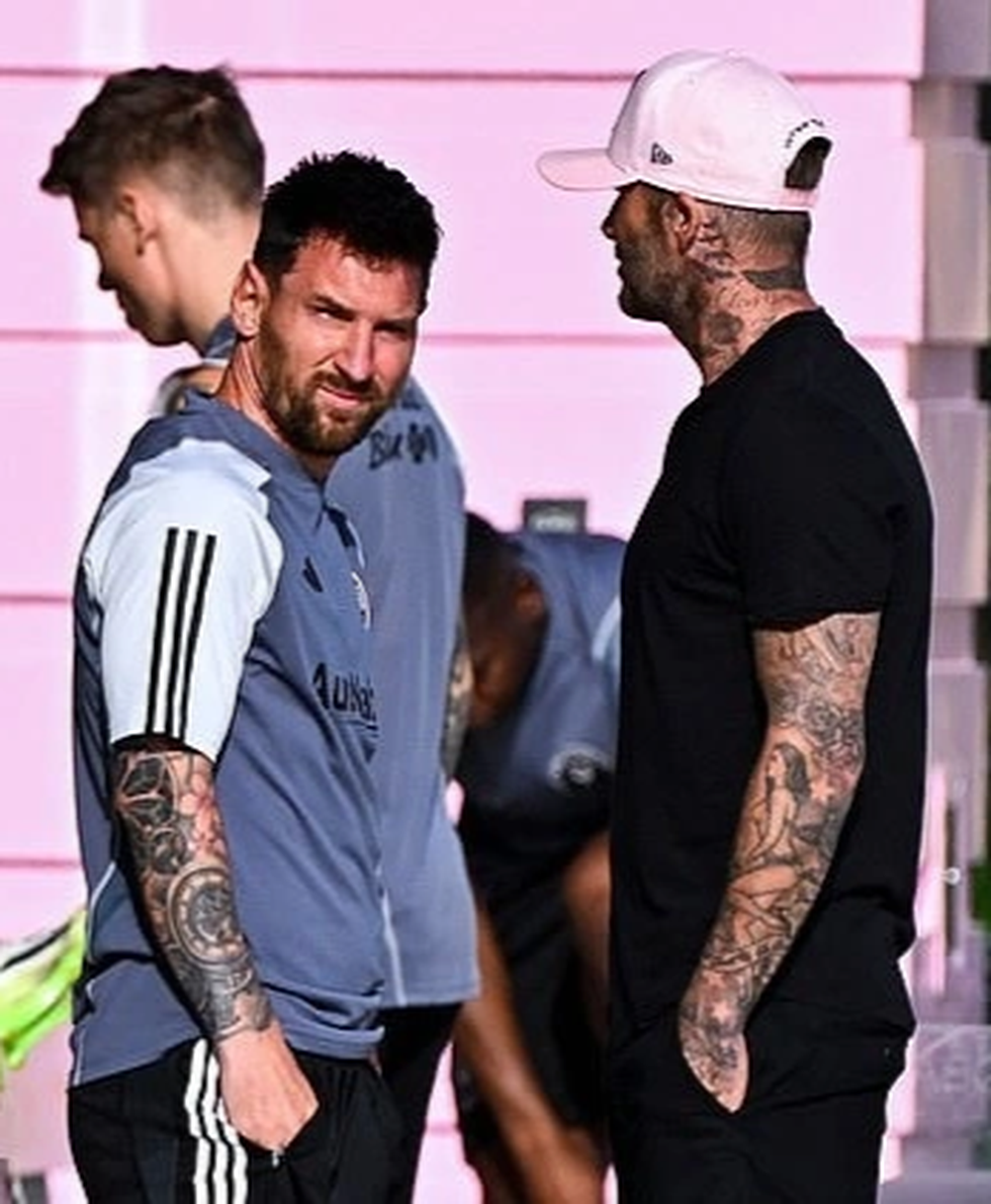 David Beckham hậu đãi Messi hết mức: Anh hùng trọng anh hùng - 5 David Beckham hậu đãi Messi hết mức: Anh hùng trọng anh hùng - 5