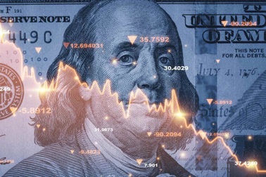 Nguy cơ suy thoái kinh tế gõ cửa: 4 thứ bất ngờ sẽ chạm vào ví tiền của bạn