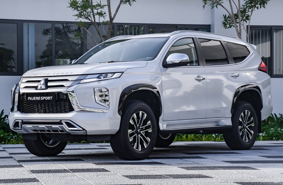 SUV cỡ D ngày càng đắt đỏ, người Việt cắn răng mua vì ham công nghệ - 4 SUV cỡ D ngày càng đắt đỏ, người Việt cắn răng mua vì ham công nghệ - 4