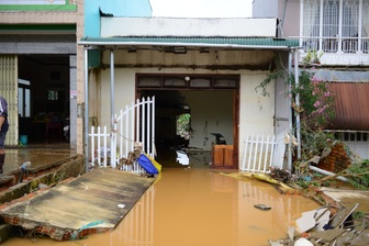 Chủ tịch Lâm Đồng yêu cầu bố trí nguồn lực giúp người dân sửa nhà