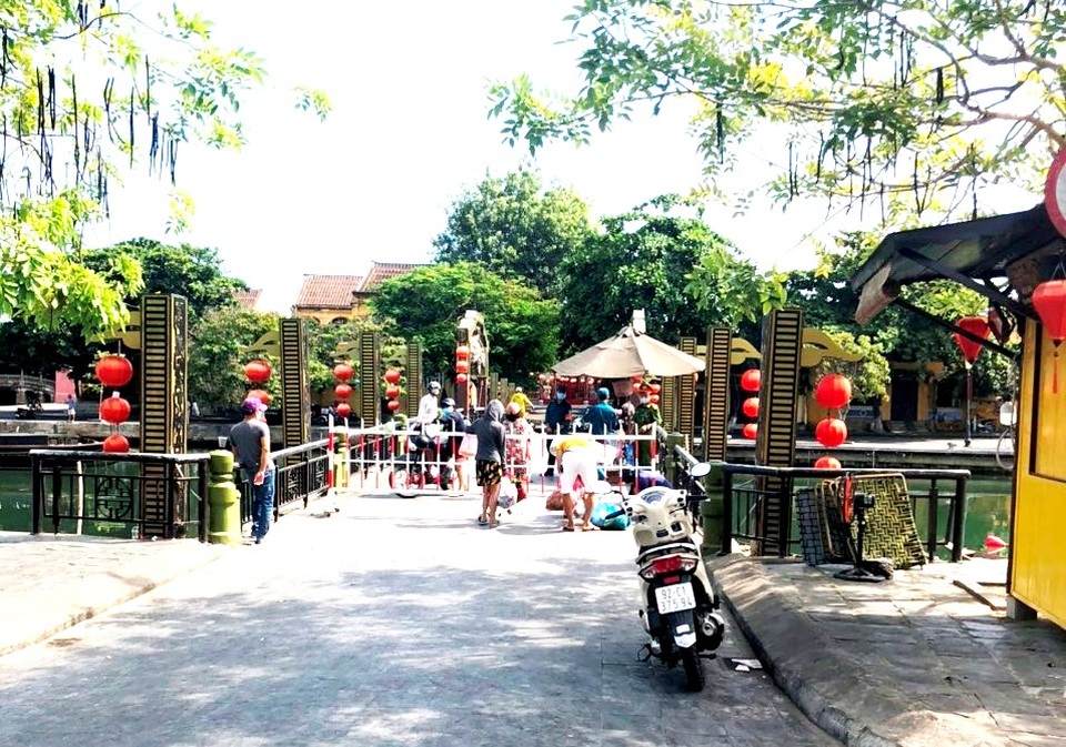 5 ca mắc Covid-19 ở Quảng Nam, có người đi chùa, tổ chức đám tang cho mẹ - 1 5 ca mắc Covid-19 ở Quảng Nam, có người đi chùa, tổ chức đám tang cho mẹ - 1