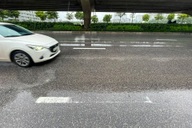 Vạch kẻ làn đường bị mờ nhìn như "ma trận", nhiều lái xe lo bị phạt oan