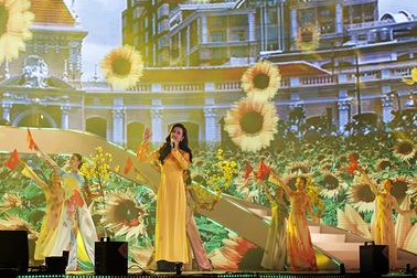 "Khát vọng trẻ" sục sôi hát mừng Đại hội Đoàn toàn quốc lần thứ XI