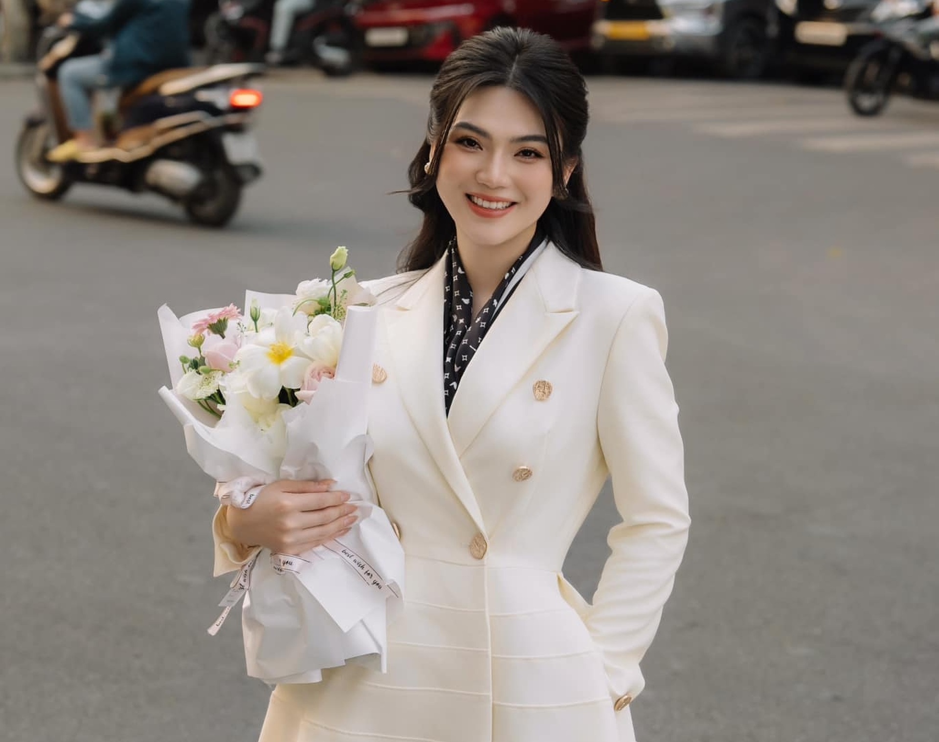 Mỹ nhân dân tộc Sán Chay hát nhạc cách mạng thu hút triệu người nghe là ai? - 11