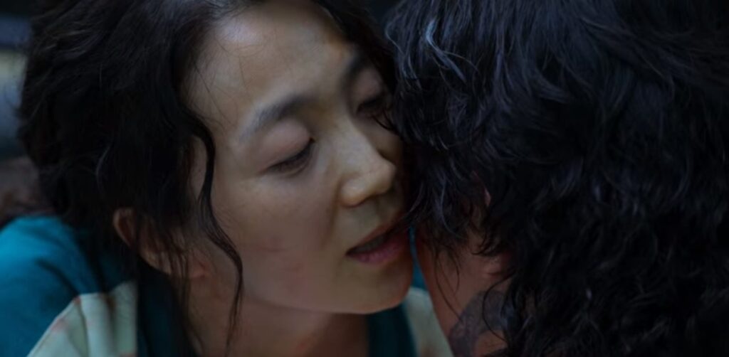 Tranh cãi về cảnh nóng trong phim Trò chơi con mực liệu có cần thiết? - 2 Tranh cãi về cảnh nóng trong phim Trò chơi con mực liệu có cần thiết? - 2