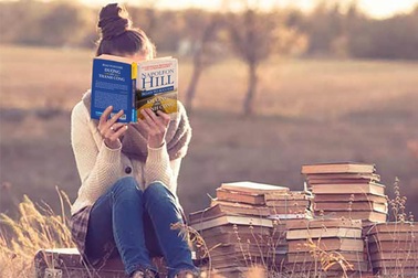 "Đường đến thành công" của Napoleon Hill: 15 biển báo để không lạc đường