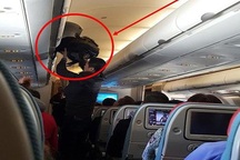 Nữ hành khách quay clip “vạch mặt” tên trộm người nước ngoài trên máy bay