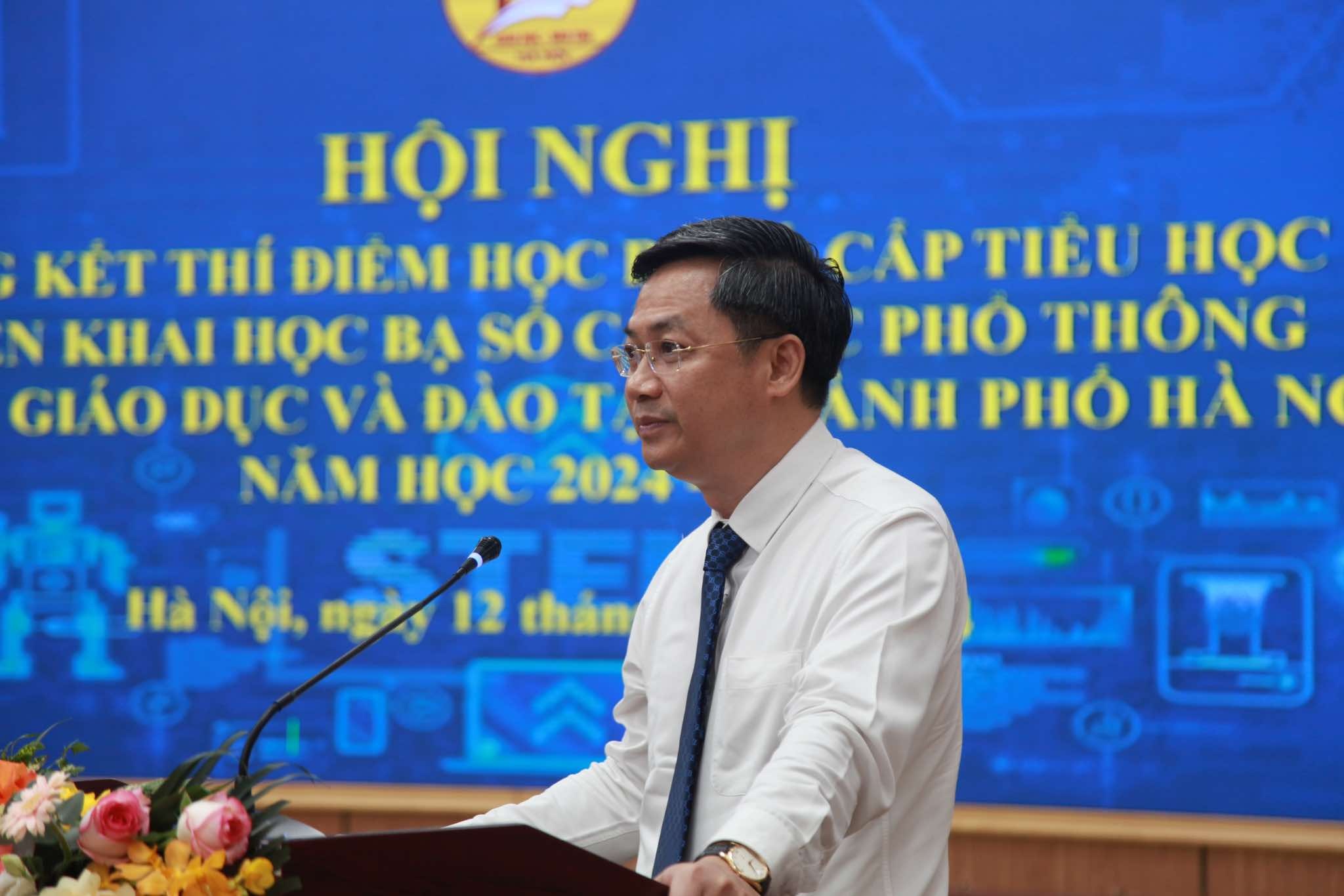 Σχεδόν το 98% των δημοτικών σχολείων στο Ανόι χρησιμοποιούν ψηφιακούς βαθμούς, διπλάσιο ποσοστό από άλλες επαρχίες - 3 Gần 98% trường tiểu học ở Hà Nội dùng học bạ số, gấp đôi tỉnh khác - 3