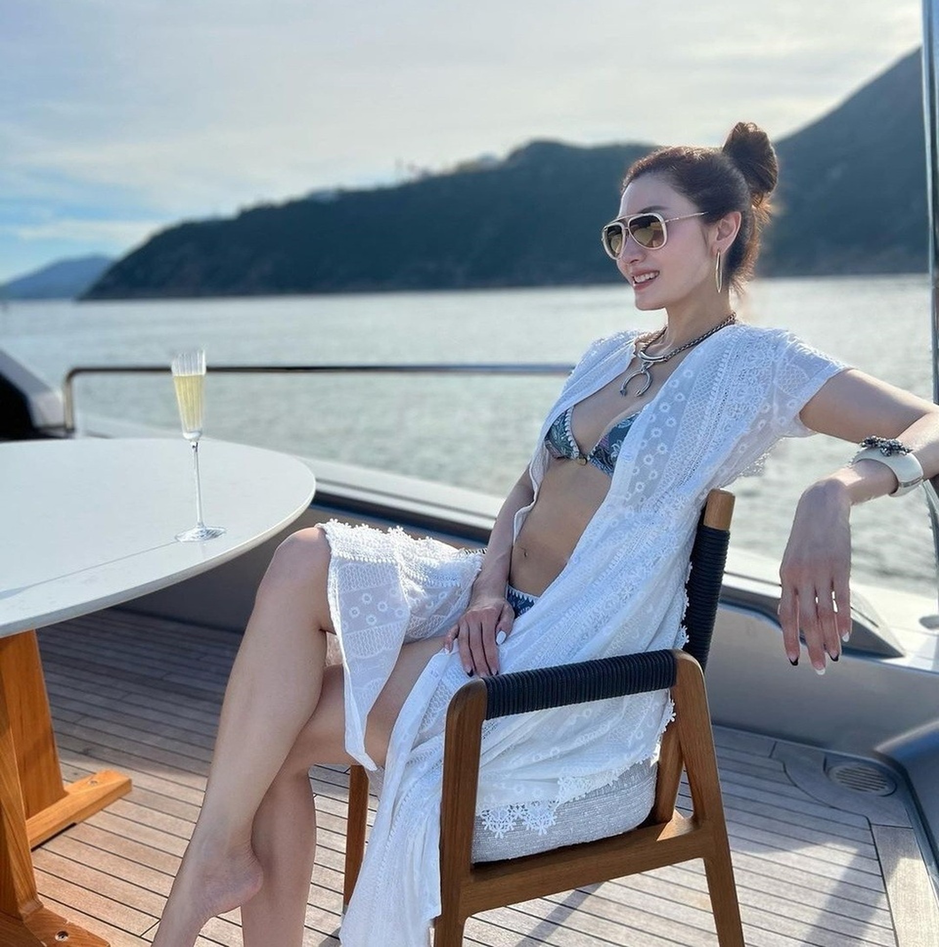 Nhan sắc thời xuân sắc của mỹ nhân được gọi là Hoa hậu đẹp nhất Hong Kong - 13 Nhan sắc thời xuân sắc của mỹ nhân được gọi là Hoa hậu đẹp nhất Hong Kong - 13