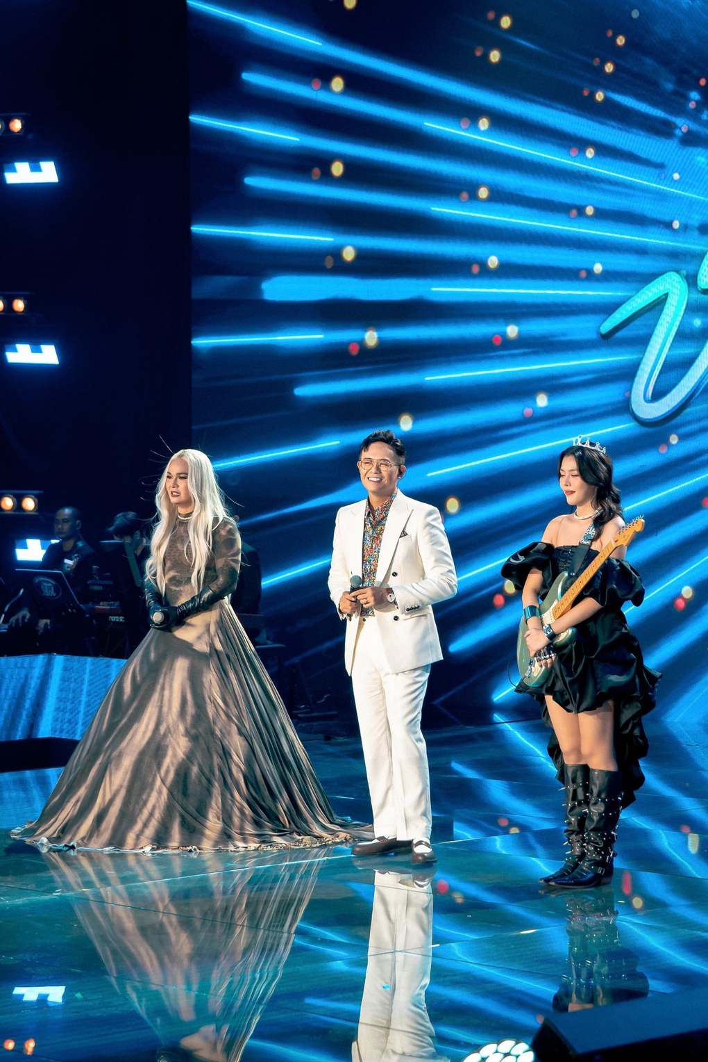 MC Đức Bảo gửi lời xin lỗi tới thí sinh của Vietnam Idol - 1 MC Đức Bảo gửi lời xin lỗi tới thí sinh của Vietnam Idol - 1