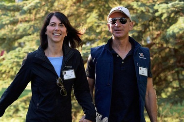 Những thói quen đặc biệt của tỷ phú giàu nhất hành tinh