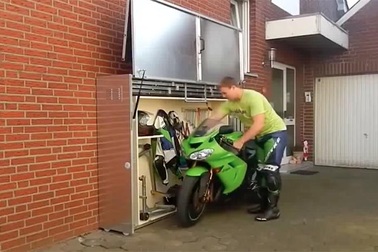 Giải pháp “xây nhà” cho xế yêu