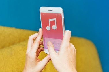 Ứng dụng hữu ích không thể thiếu trên smartphone dành cho người yêu nhạc