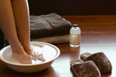 Những cách đơn giản trị hôi chân