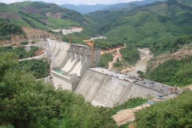 Chủ tịch Quốc hội: Yêu cầu tập trung vốn cho 1.200 hồ đập có vấn đề