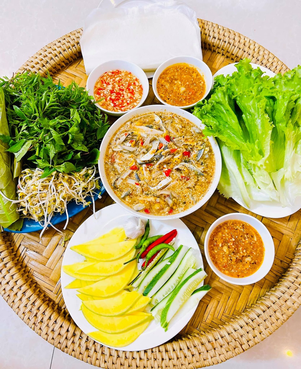 Đặc sản cá trích ăn tươi nuốt sống nổi tiếng ở Đà Nẵng - 8 Đặc sản cá trích ăn tươi nuốt sống nổi tiếng ở Đà Nẵng - 8