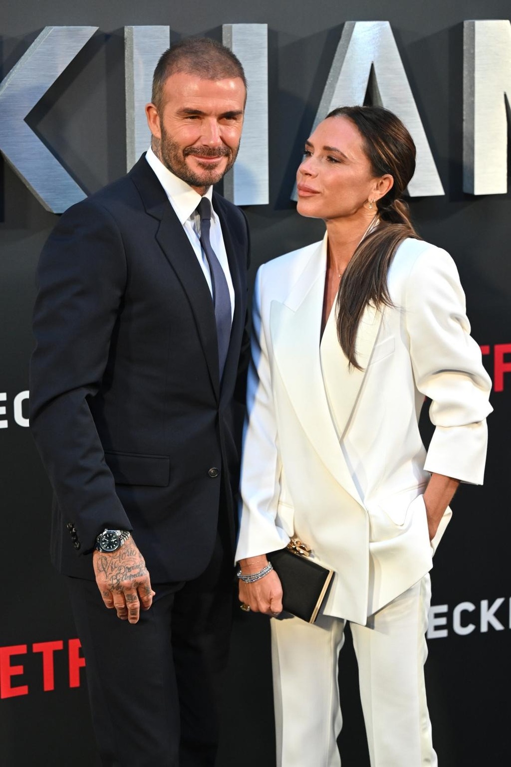 Người cũ mong David Beckham hành xử đàn ông hơn và xin lỗi vợ - 2 Người cũ mong David Beckham hành xử đàn ông hơn và xin lỗi vợ - 2