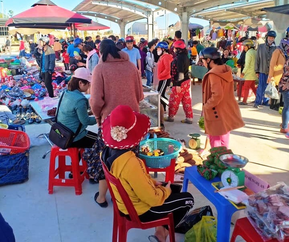 Chợ phiên cuối tuần trên vùng biên Cao Nguyên - 5 Chợ phiên cuối tuần trên vùng biên Cao Nguyên - 5
