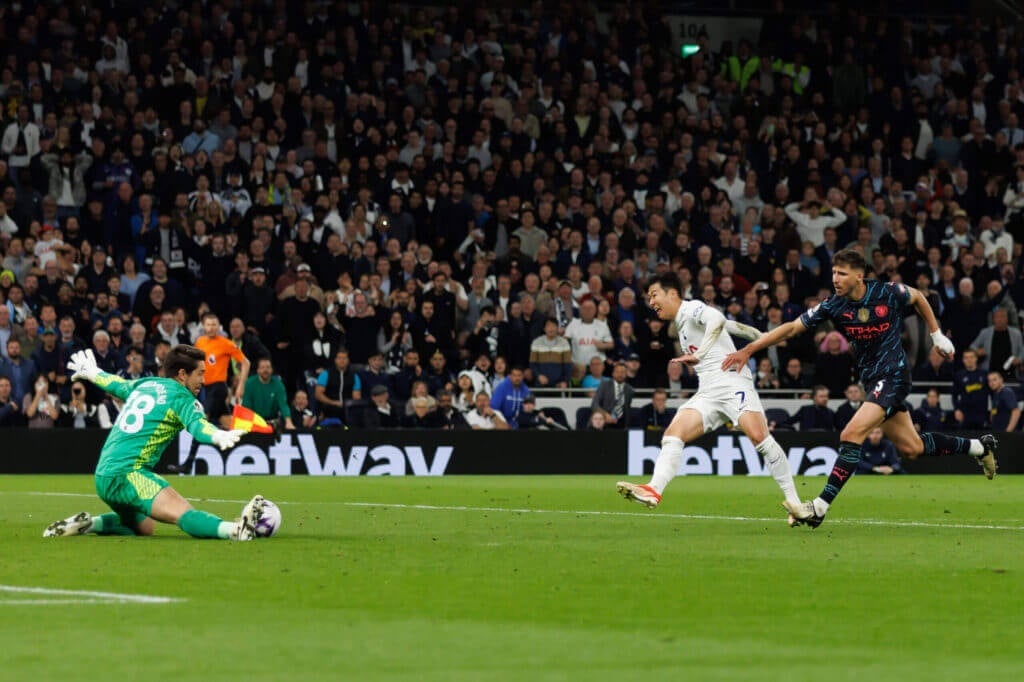 Man City 4 lần liên tiếp vô địch Premier League: Lịch sử gọi tên Guardiola - 3 Man City 4 lần liên tiếp vô địch Premier League: Lịch sử gọi tên Guardiola - 3